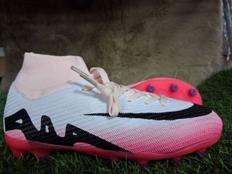 Soccer cleats us size 2youth