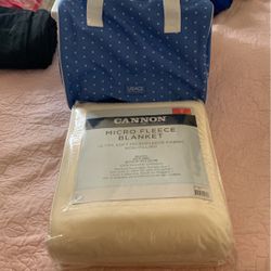 Kids Clothing Brand New $3 Fleece Blanket $4 Bag $2 