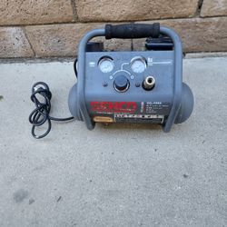 Portable Compressor 1 Gallon In Excellent Working Conditions 