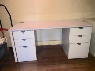STEELCASE 6 Drawer Desk