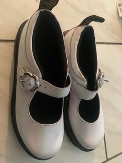 Dr. Martens Women’s White Mary Jane Leather Shoes Buckle Platform Size 6