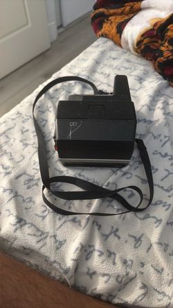 Polaroid Sun600 Instant Film Camera