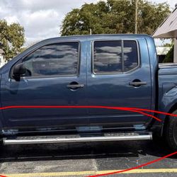 Nissan Frontier Running Boards