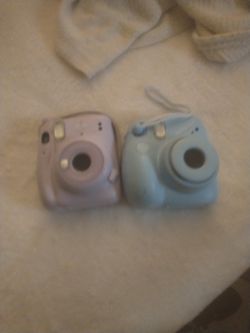 Two Insta Pics Camreas