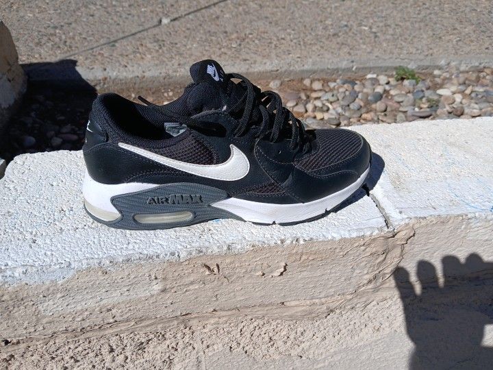 Nike Air Max Size 10