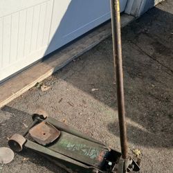 Walker 93632 Hydraulic Pump Jack
