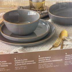 16-PIECE DINNERWARE SET SERVICE DE VAISSELLE DE 16 PIÈCES JUEGO DE VAJILLA DE 16 PIEZAS
