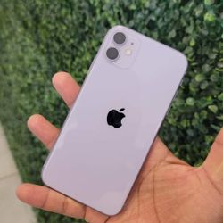 iPhone 11 , Factory Unlocked, Excellent Condition Like New