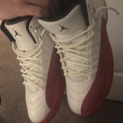 Jordan 12 CHERRY SIZE 12 200 OBO