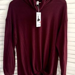 Burgundy Turtleneck, Medium 