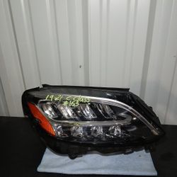 2015 2016 2017  2018 2019 2020 Mercedes-Benz C200 C300 W205 Right Passenger Headlight 