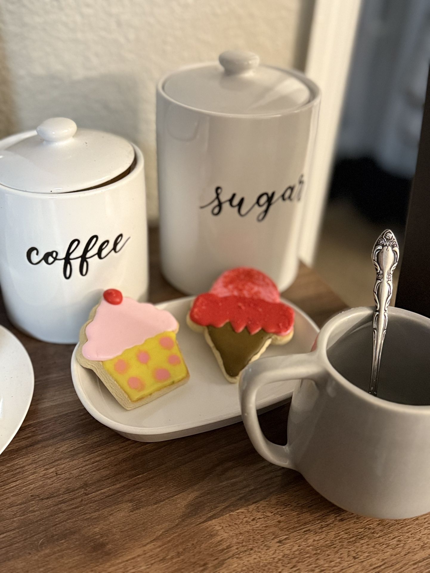 Local Cookies By The Dozen