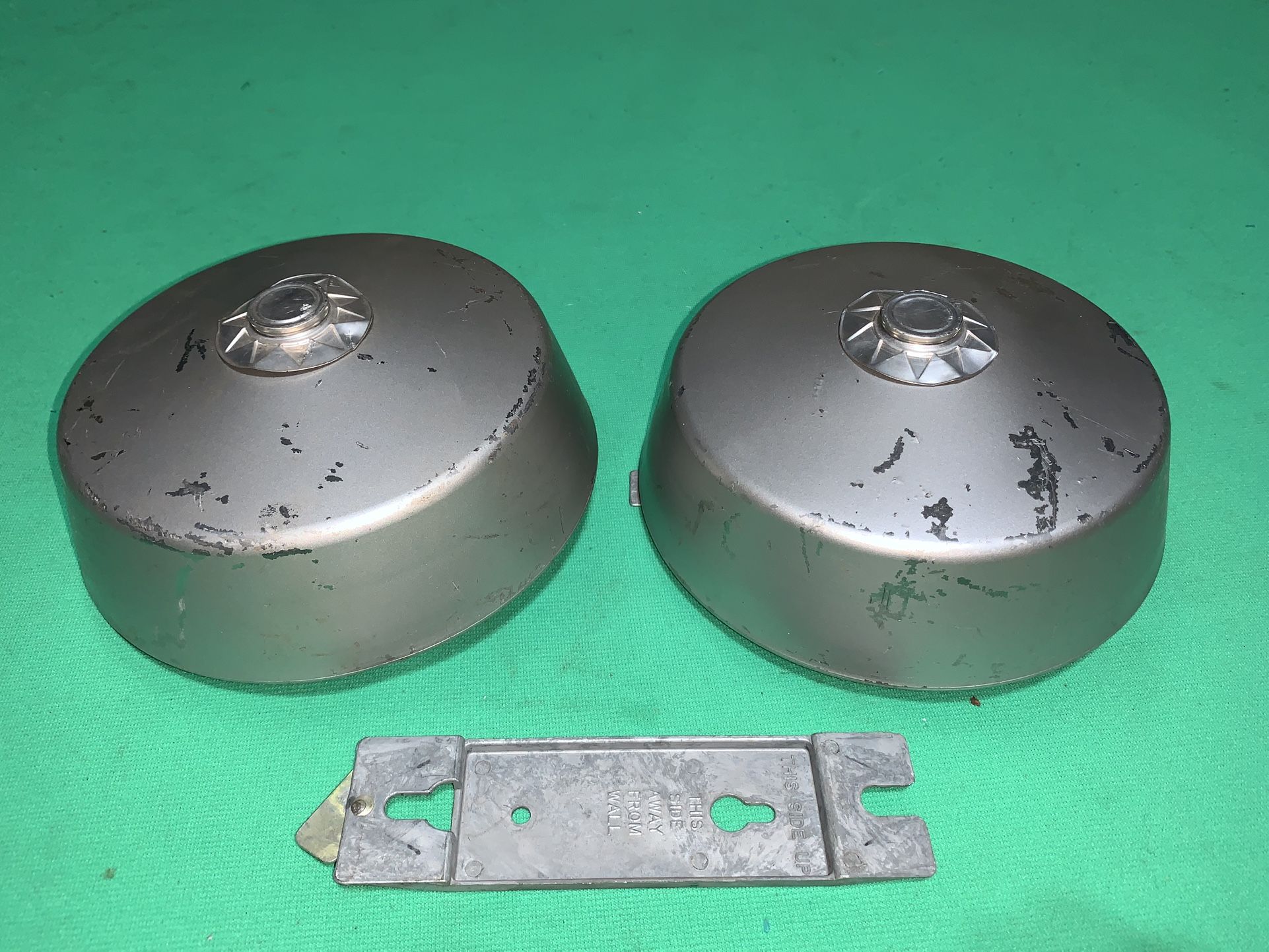 2 LEMDEKO Vintage Fire Alarm Ring Bell Device 6.5" Round Housing Model 115-A FT