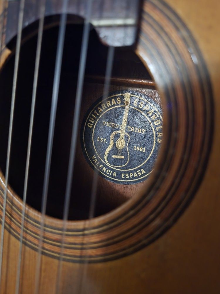 Vintage Guitar