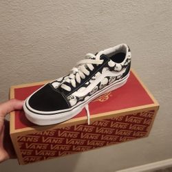 Size 8 Women's Vans