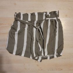 Dizzy Gal Medium Womens Shorts 