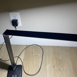 Wireless Charging Office Lamp
