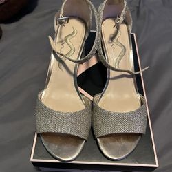 Nina High Heals 