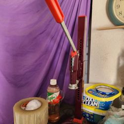 Bottle Capper And  Refractometer 