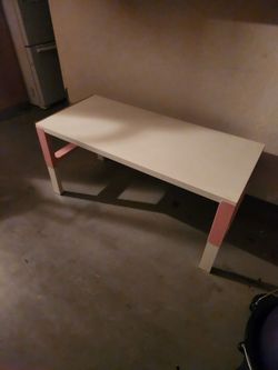 Children's table