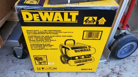 Dewalt 4 gallon heavy duty continuous electric wheeled air compressor