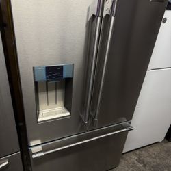 New Open Box Refrigerator Frigidaire Professional  New 