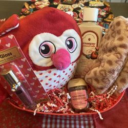 Valentine’s Day Basket