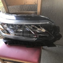 15-16 Honda CR-V Headlights (both Sides)