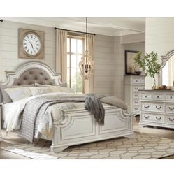 Queen Bedroom Set