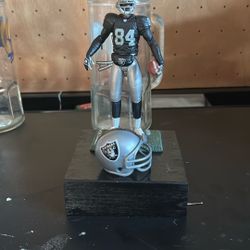 Raiders Collectible Figure 