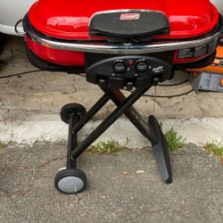 Portable road trip grill
