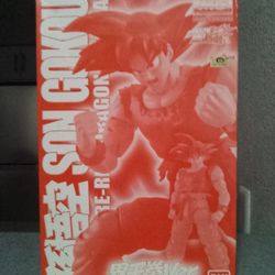 Dragonball Z Figurerise MG 1/8 Son Goku (Kaioken Ver.) Plastic Model Kit