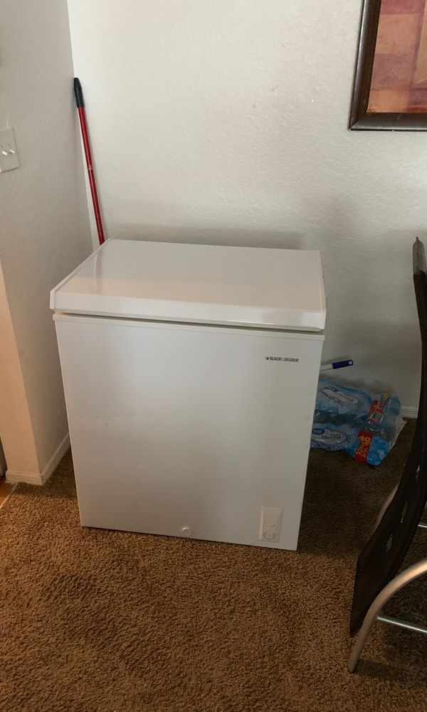 Black &amp;Decker household freezer for Sale in Sanford, FL