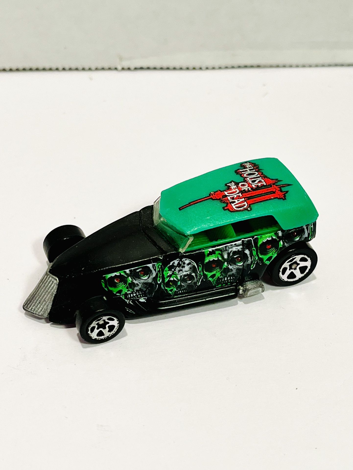 Hot Wheels 1999 Phaeton The House Of The Dead Car
