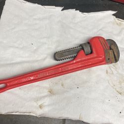 14” Pipe Wrench