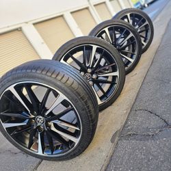 Wheels 19 5 Lugs Toyota Camry