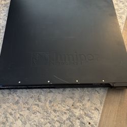 Juniper Networks Ethernet  switch 
