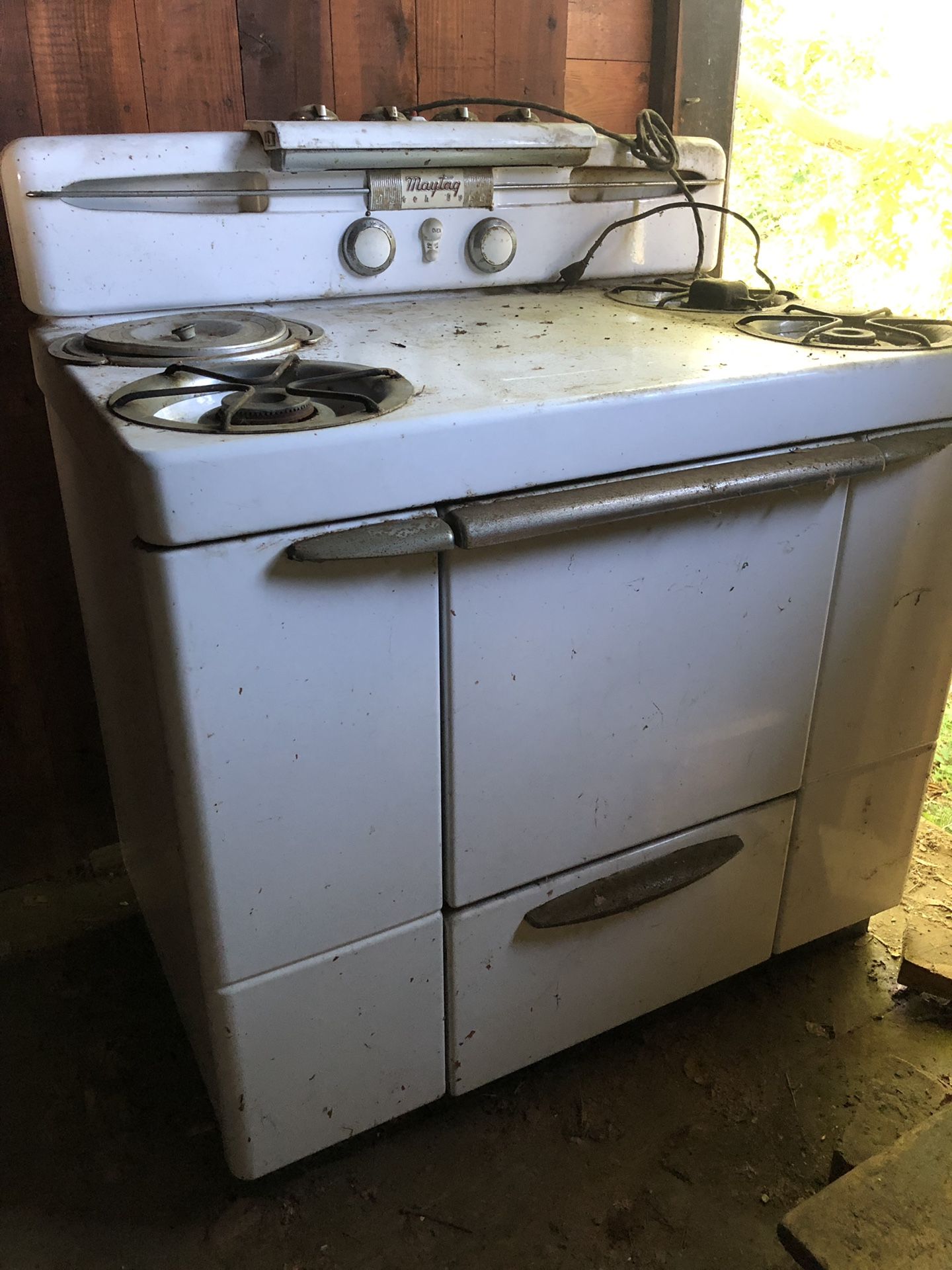 Vintage Maytag Oven