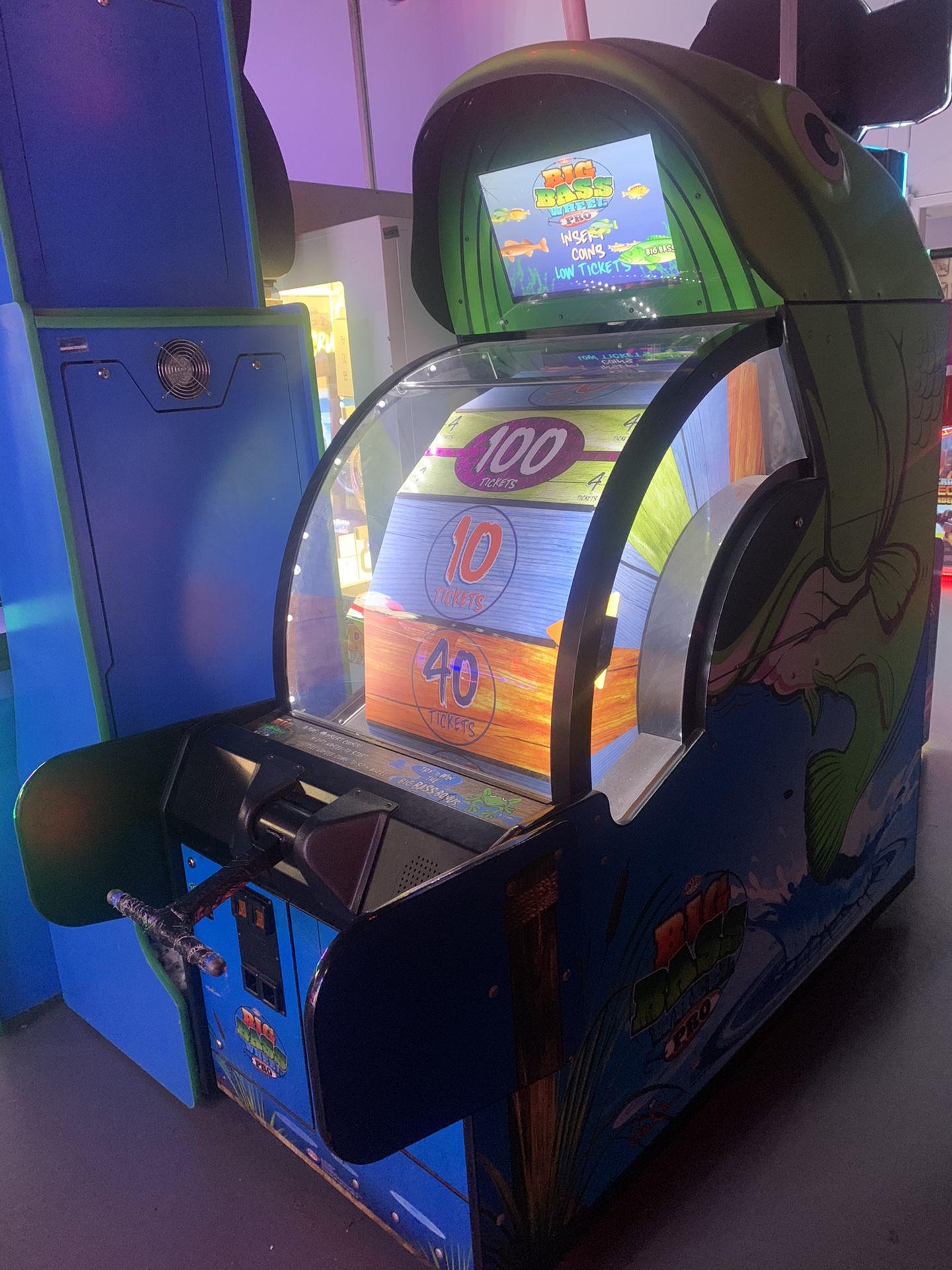 Mini Big Bass Wheel Pro Arcade - Coin Operated - Ticket Game Redemption