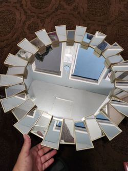 Round Mirror Wall Decor 24 Inches Decorative Wall Mirror with Irregular Framed Mirrors for Wall/ Espejo Redondo 24"