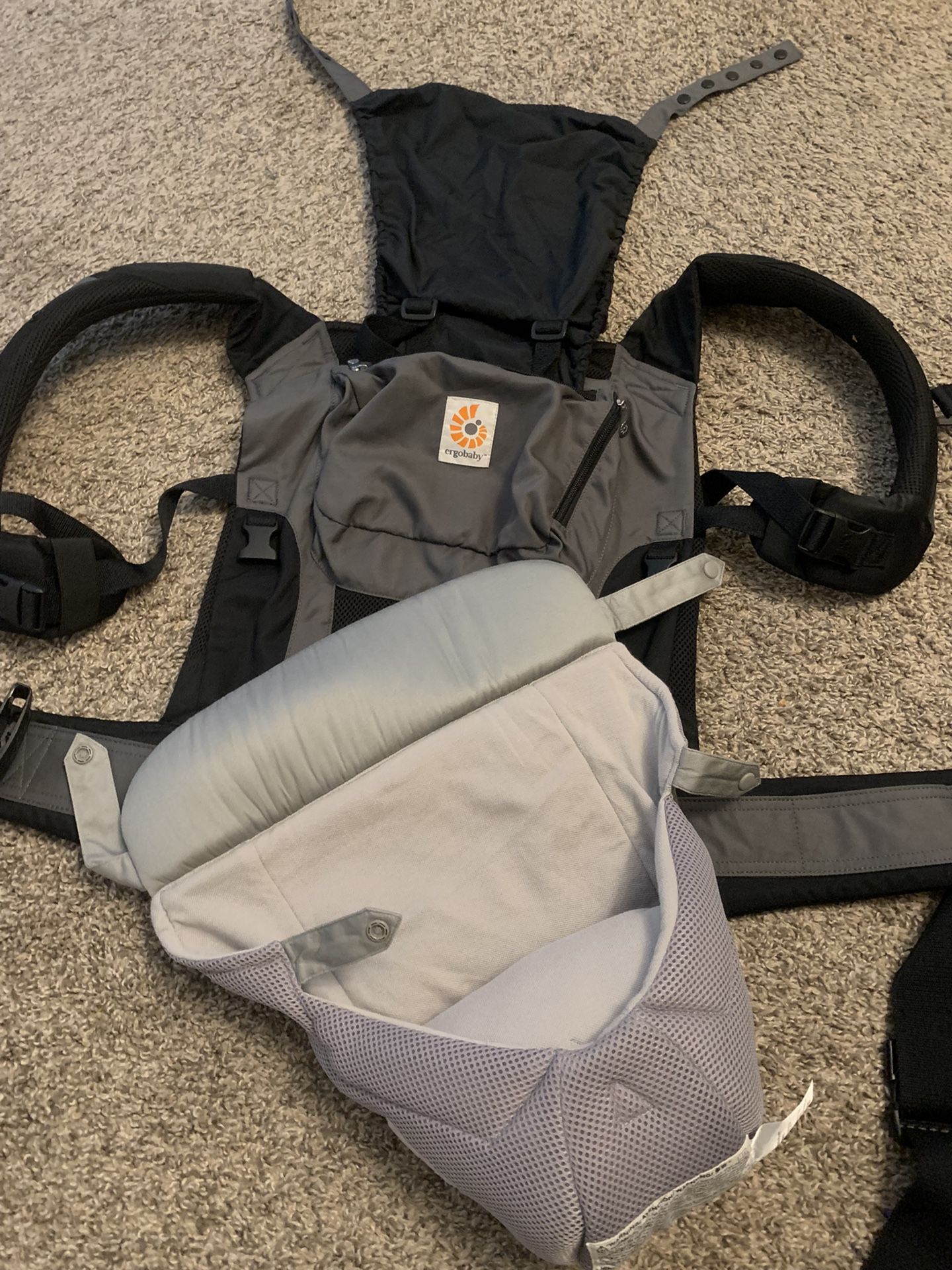 Ergo baby Carrier with Newborn insert 