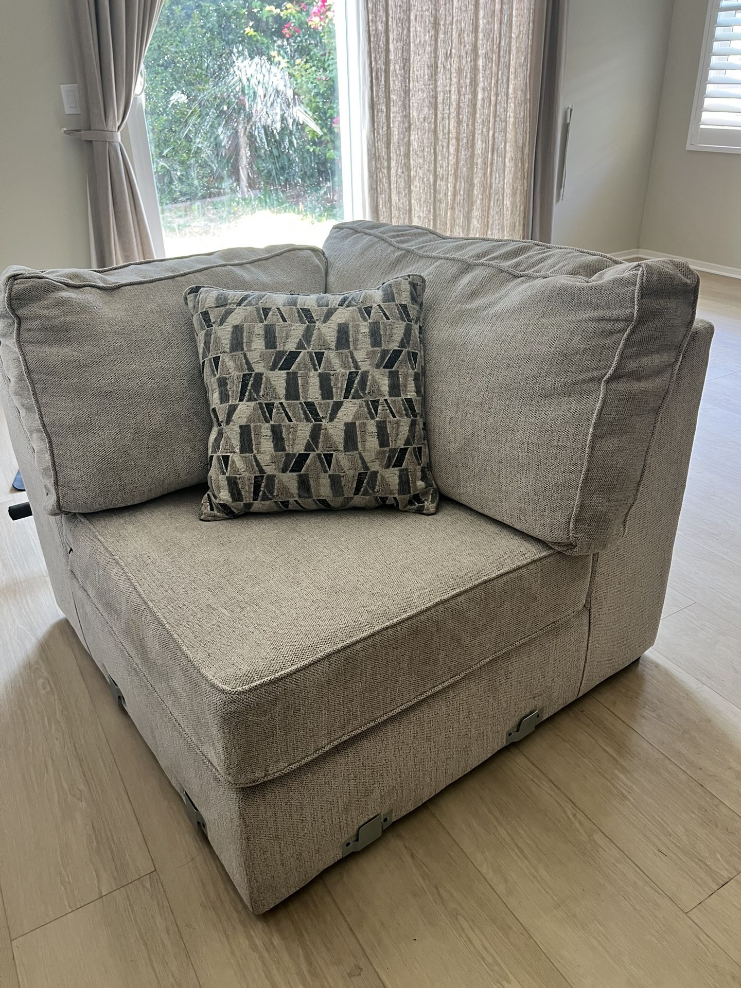Monterey Beach Coner Section Sofa
