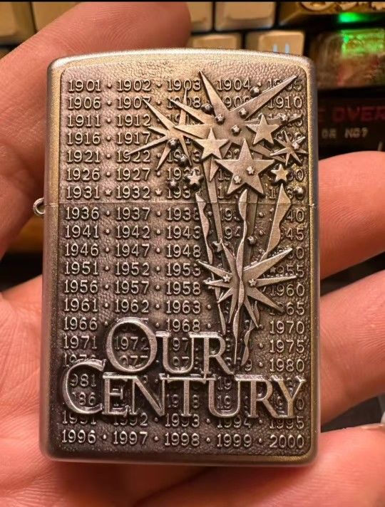 🔥1999 C99 Thousand Gift Flower Chippo Lighter New Original Collectible Goodies