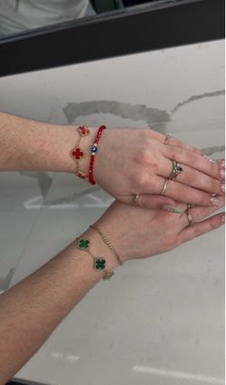 10k Gold Van Cleef style bracelet
