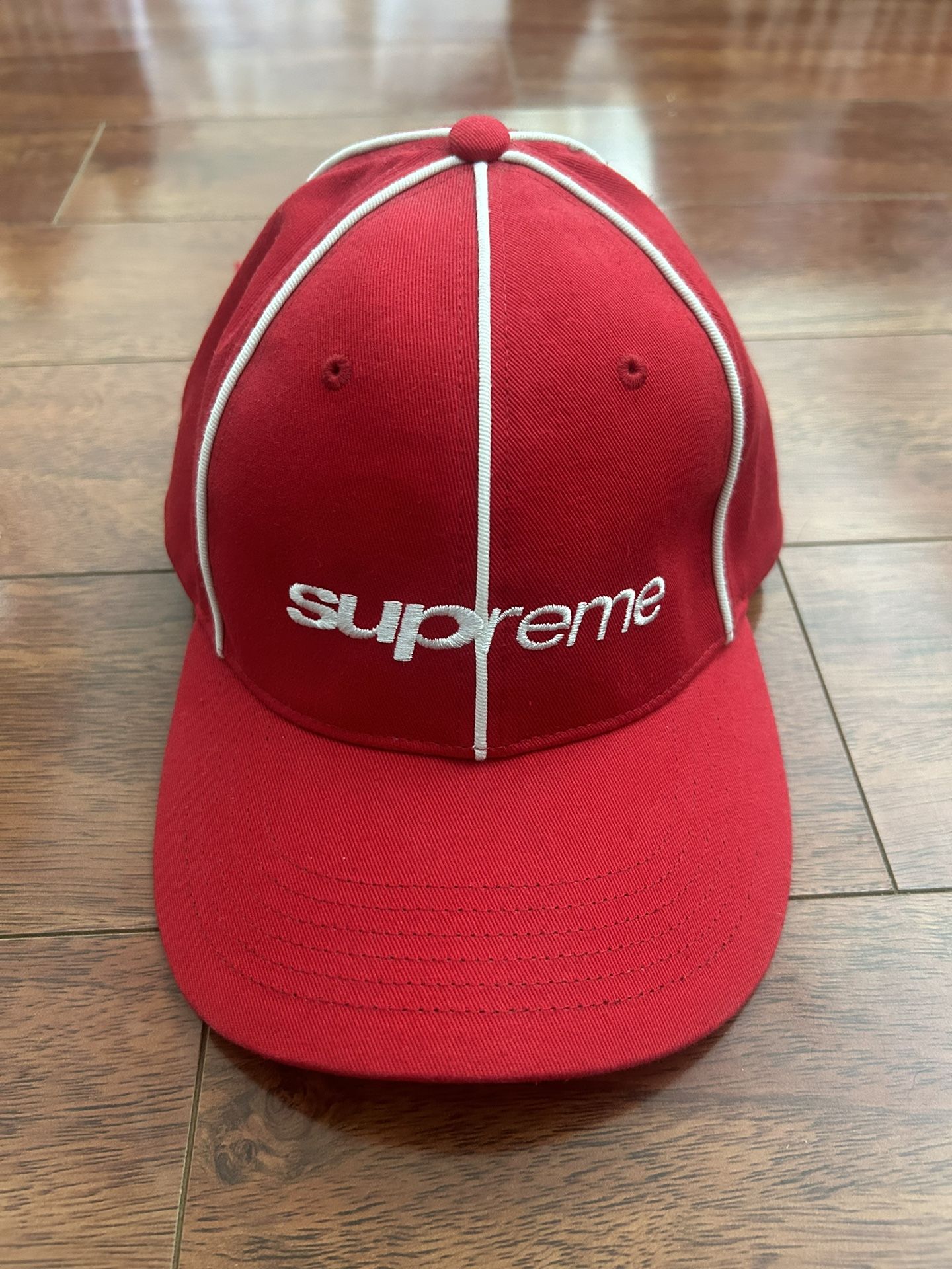 SUPREME HAT