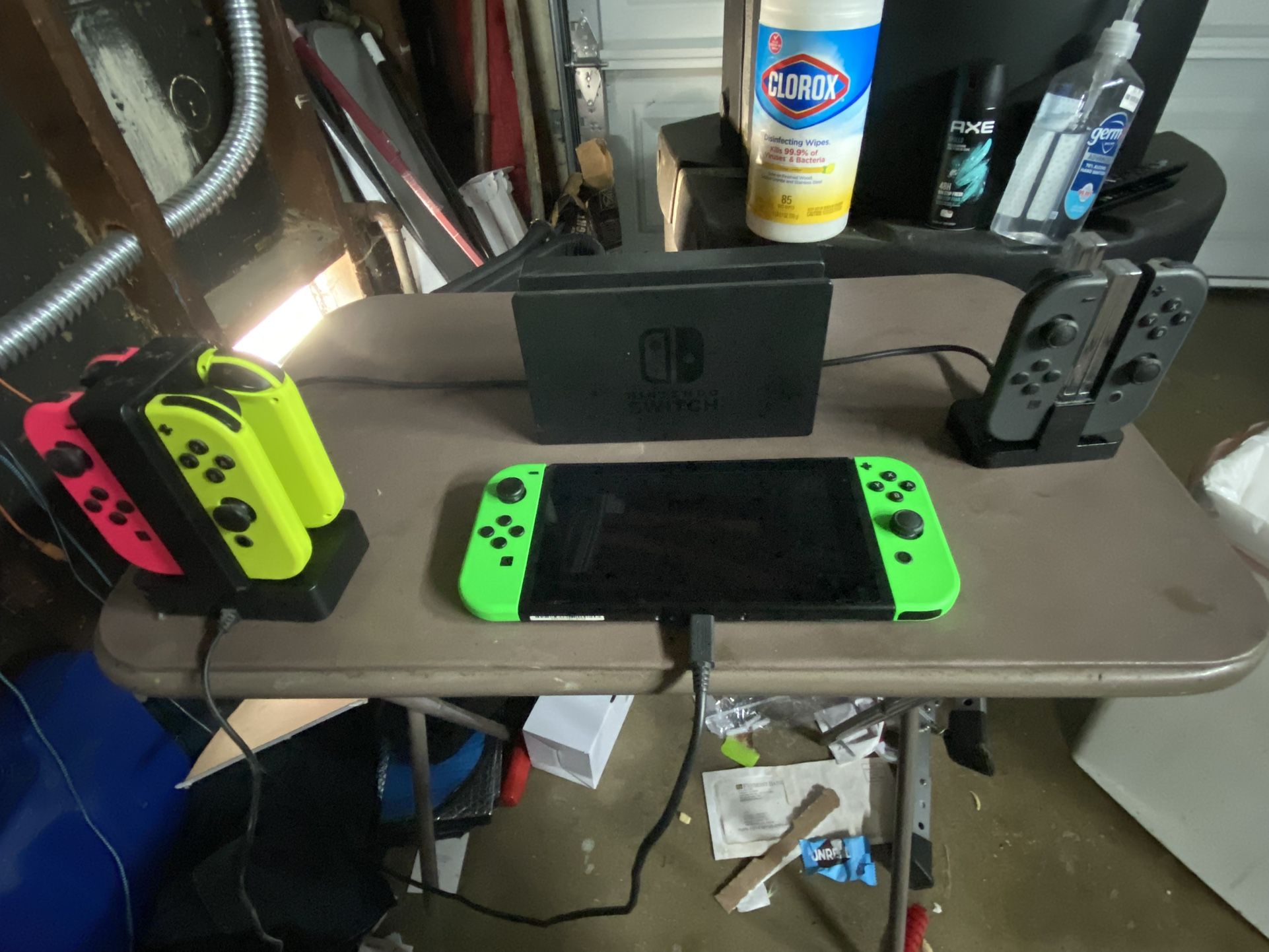 Used Nintendo Switch (2017 Model)