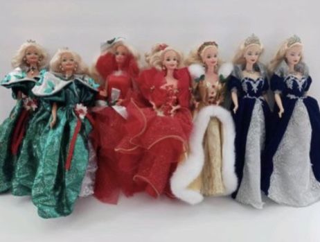 Holiday Barbies 7 Dolls 