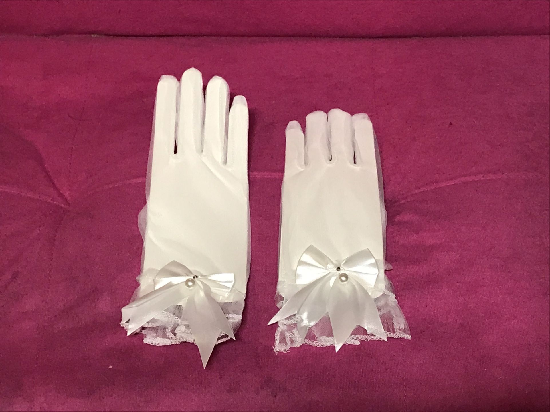 Hand-sewn Deep Sea Shell Pearl Exquisite Bridal Gloves