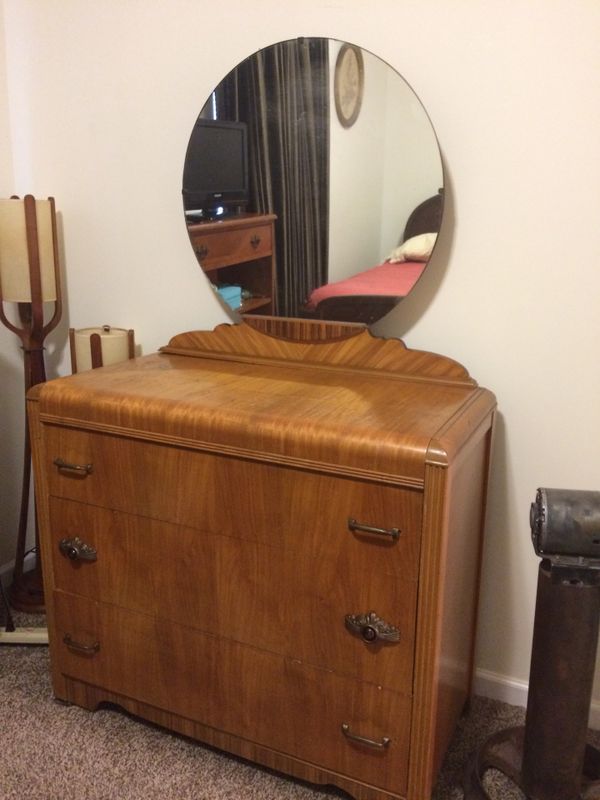 1920 S Art Deco Waterfall Dresser And Mirror For In Brockport 1920 S Art Deco Waterfall Dresser And Mirror For In Brockport Ny Offerup