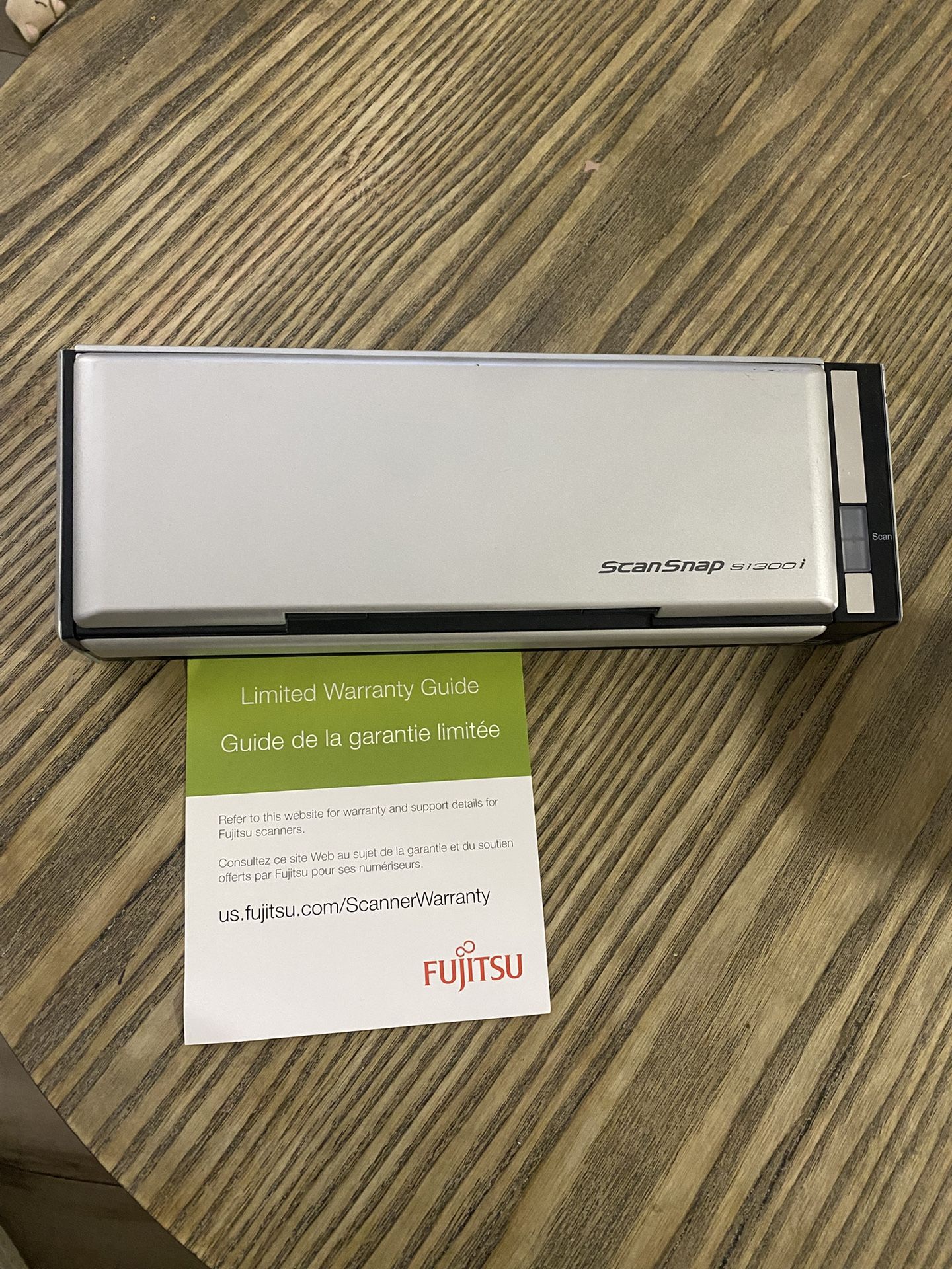 Fujitsu ScanSnap S1300i Portable Scanner